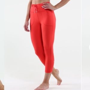 Red lululemon will crop legging